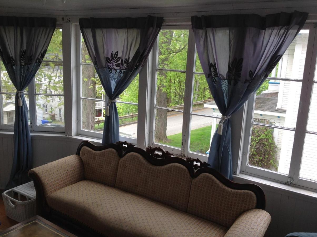 The Yellow House Bed & Breakfast Stanstead Plain Exterior foto